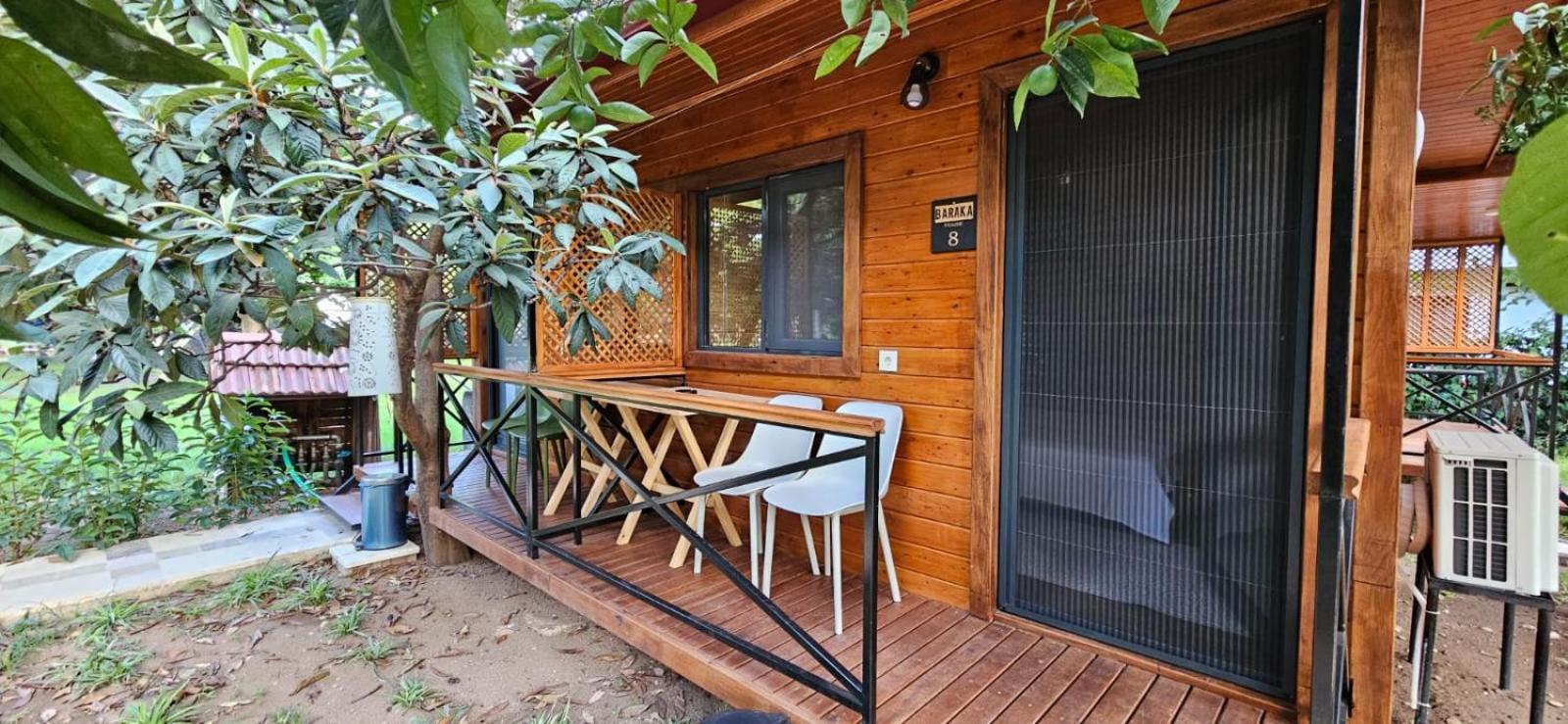 Отель Baraka House Чирали Экстерьер фото
